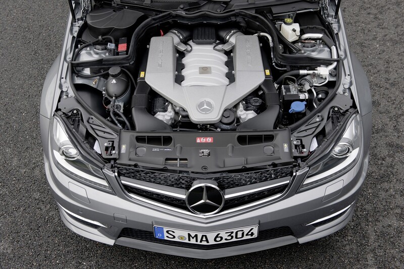 Engine-Mercedes-C63-AMG
